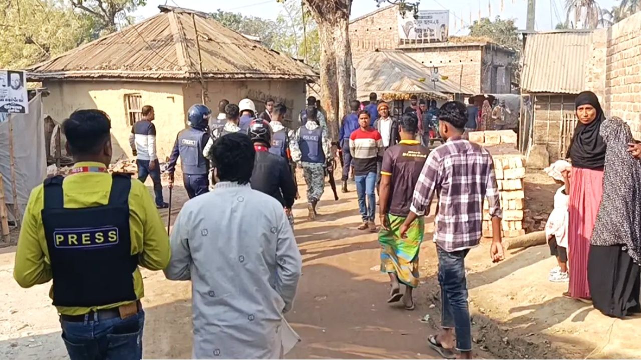 জামায়াত-বিএনপির তুমুল সংঘর্ষে আহত ৫, আটক ২