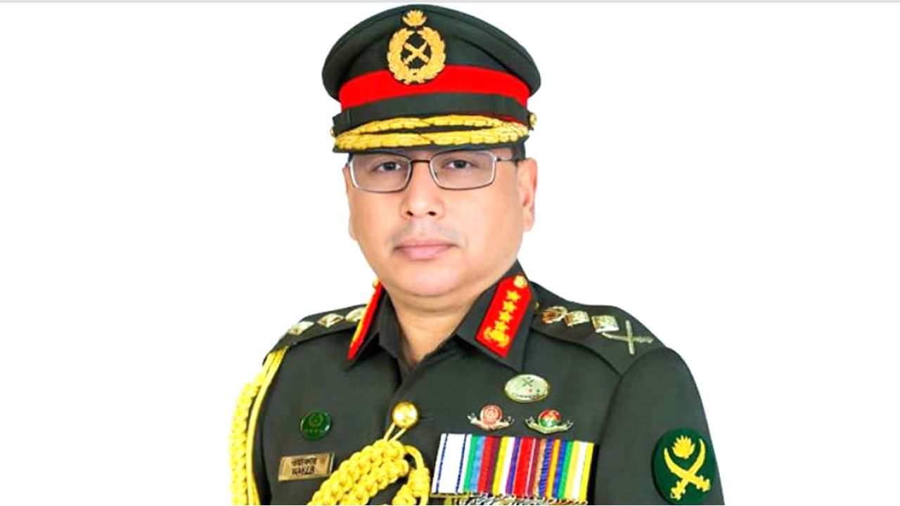 নতুন সরকারের নির্দেশনা পেলেই ব্যারাকে ফিরবে সেনাবাহিনী: সেনাপ্রধান