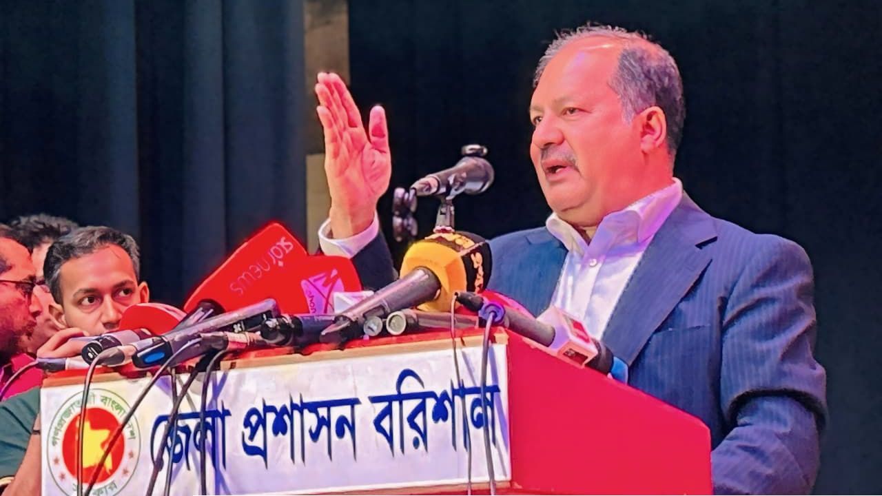 প্রথম পর্যায়ে কত পরিবার ফ্যামিলি কার্ড পাচ্ছে : জানালেন তথ্যমন্ত্রী