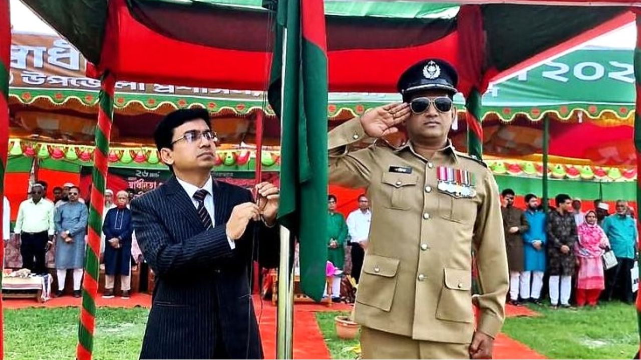 গৌরনদীতে যথাযোগ্য মর্যাদায় মহান স্বাধীনতা ও জাতীয় দিবস উদযাপন