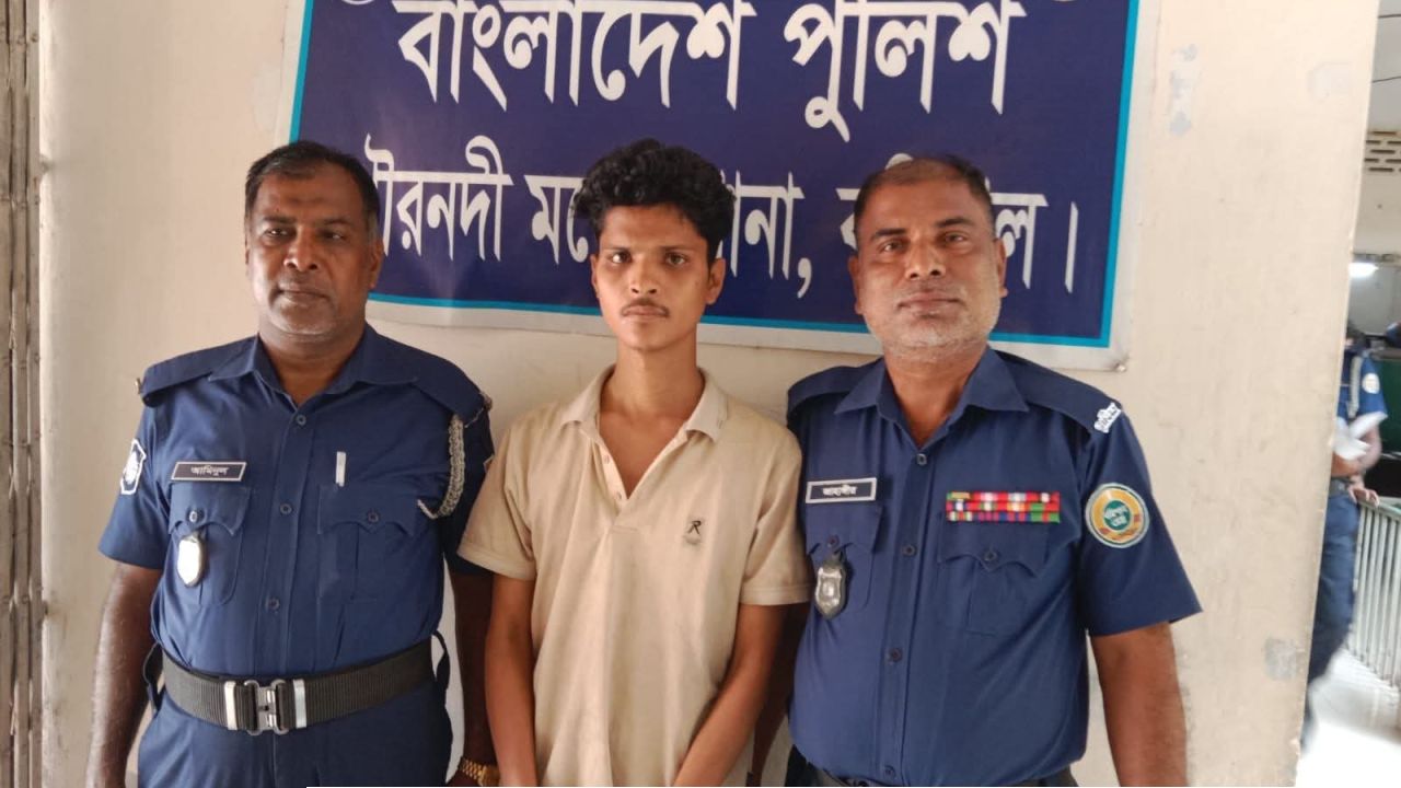 গৌরনদীতে ইয়াবাসহ শাওন দেওয়ান নামে মাদক ব্যবসায়ী গ্রেফতার 