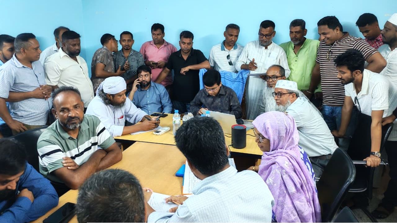 গৌরনদী পৌরসভার উন্নয়ন প্রকল্পে দরপত্রের অনলাইন লটারি ড্র সম্পন্ন