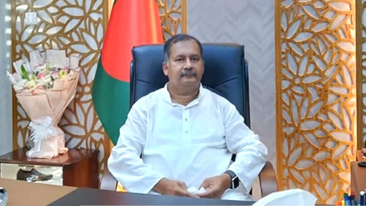 সরকারি সফরে চীন গেলেন তথ্যমন্ত্রী জহির উদ্দিন স্বপন