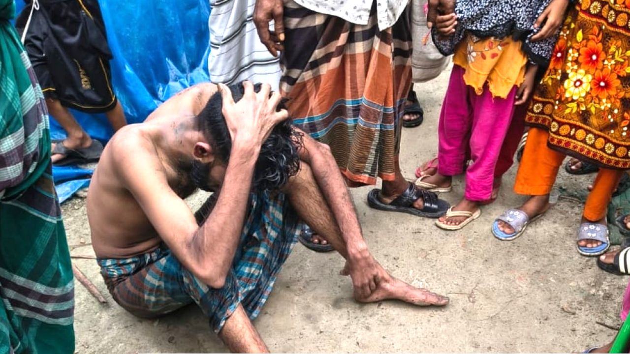 সাড়ে তিন ঘণ্টা কচুরিপানার নিচে লুকিয়েও রক্ষা হয়নি, অবশেষে ধরা পড়ল চোর